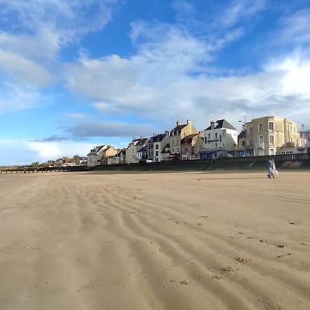 Appartement Avec Jardin Et Acces Mer Grandcamp-Maisy Luaran gambar