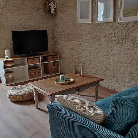 Appartement Avec Jardin Et Acces Mer Grandcamp-Maisy Luaran gambar